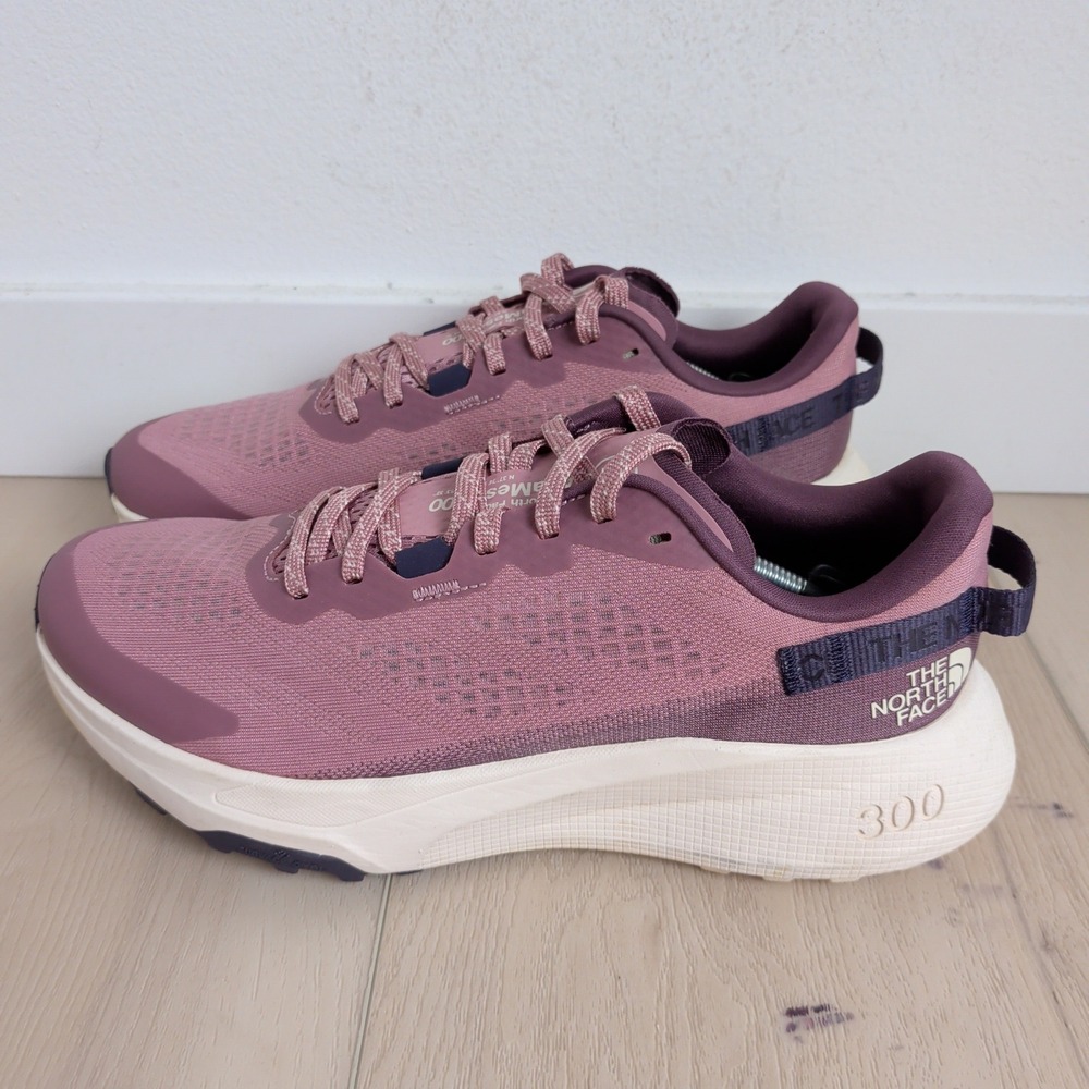 The North Face AltaMesa 300 Womens 10.5 Trail Running Shoes Mauve Pink Sneakers